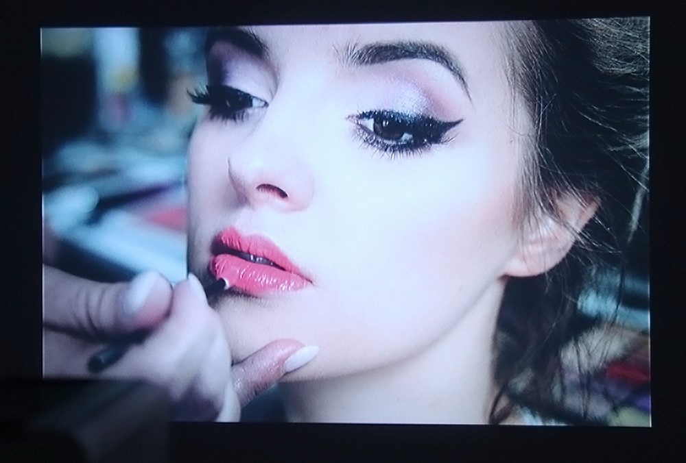 ThundeaL HD Mini Projector TD90 Native 1280 x 720P LED Android WiFi Projector Video Home Cinema 3D Smart Movie Game Proyector