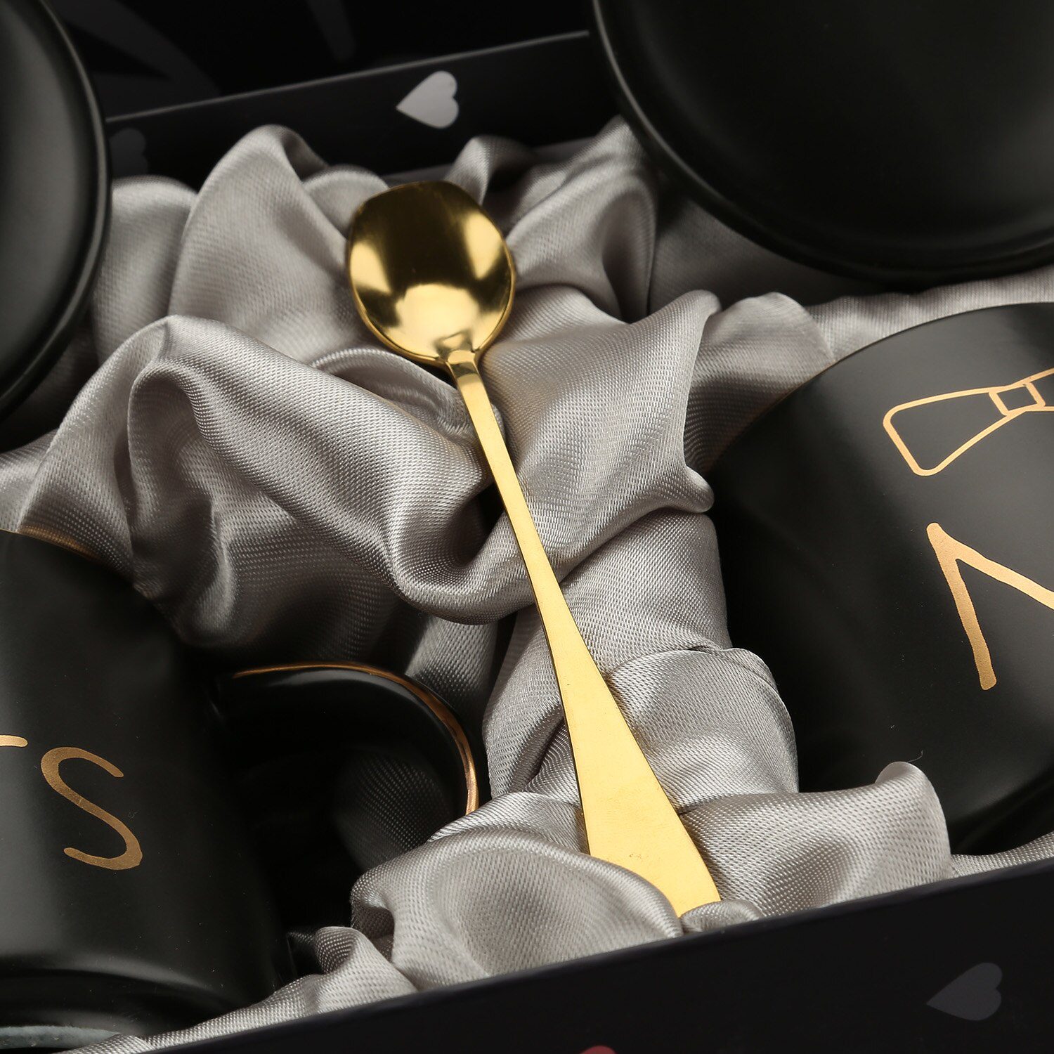 Mr and Mrs Coffee Mugs Cups Gift-Set for Engagement Wedding Bridal Shower Bride and Groom To Be Newlyweds Couples Black Ceramic