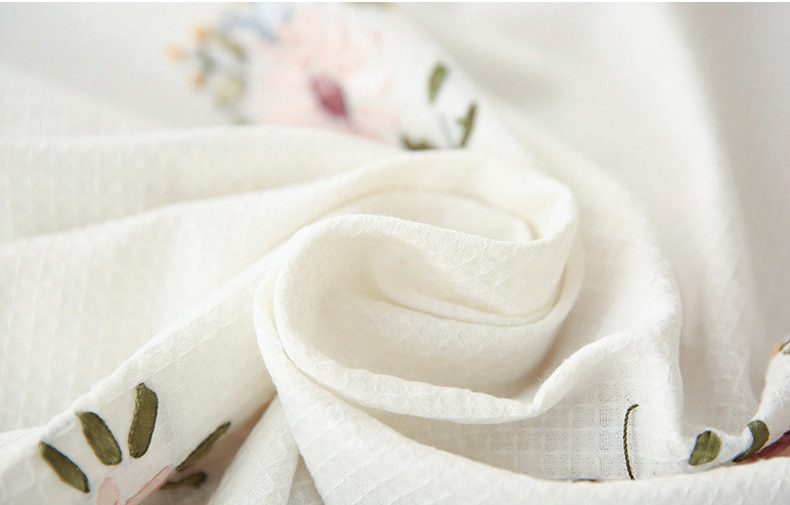 Europe Flowers Tablecloth White Hollow Lace Cotton Linen Dustproof Table cloth Wedding Banquet TV Cabinet Cover Cloth