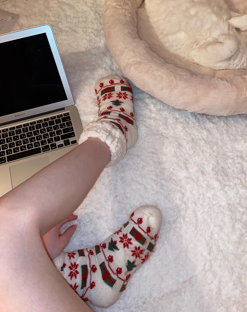 Nordic Fluffy Carpet For Bedroom Living Room Large Size Plush Anti-slip Soft Door Mat White pink Red Children's Rugs For Room