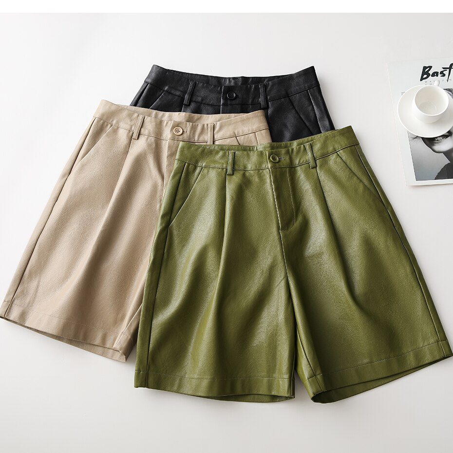 Back Buttons S-3XL Fashion PU Leather Shorts Women's Autumn Winter New 2019 Loose Five Points Leather Trouser Plus Size Shorts Back Buttons S-3XL Fashion PU Leather Shorts Women's Autumn Winter New 2019 Loose Five Points Leather Trouser Plus Size Shorts