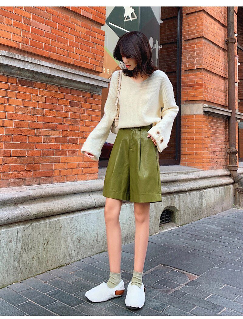 S-4XL Fashion PU Leather Shorts Women's Autumn Winter Bermuda Elastic Waist Loose Five Points Leather Trouser Plus Size Shorts S-4XL Fashion PU Leather Shorts Women's Autumn Winter Bermuda Elastic Waist Loose Five Points Leather Trouser Plus Size Shorts