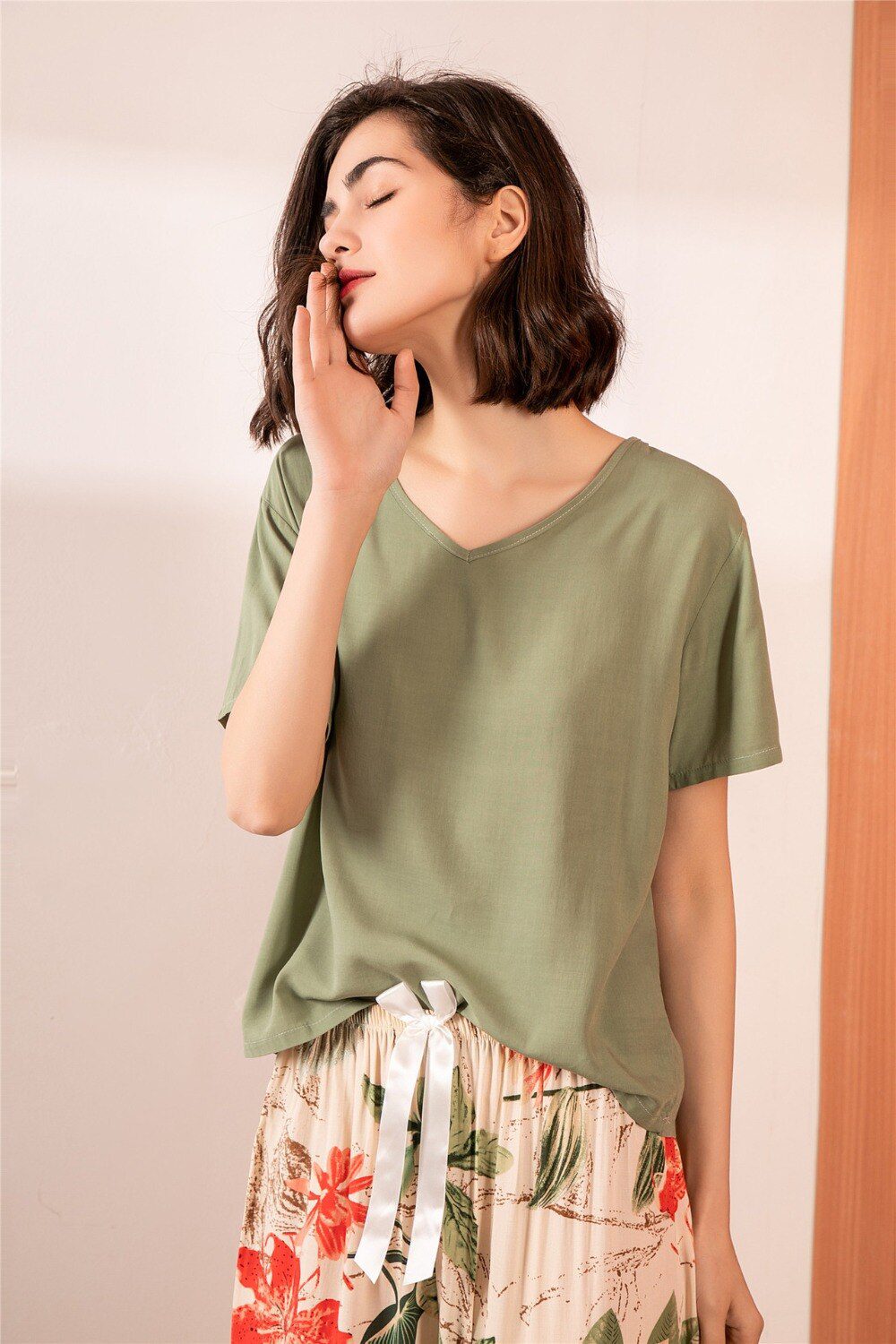 Summer Pajamas Set Women Sleepwear Female Casual Floral Printed Contrasting Color Pyjamas Tops with Long Trousers Home Clothing