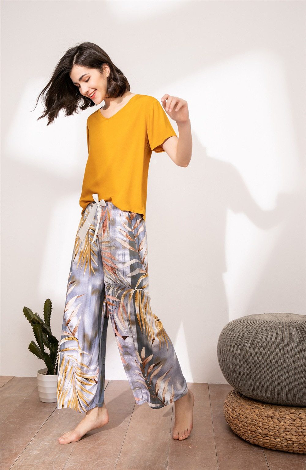 Summer Pajamas Set Women Sleepwear Female Casual Floral Printed Contrasting Color Pyjamas Tops with Long Trousers Home Clothing