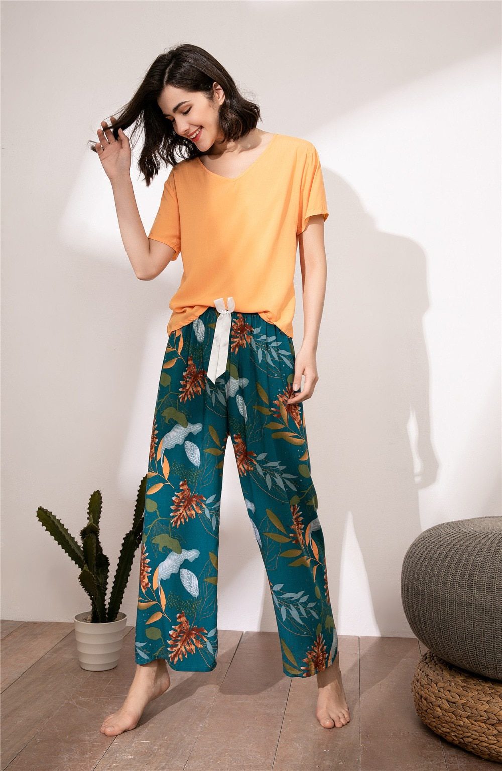 Summer Pajamas Set Women Sleepwear Female Casual Floral Printed Contrasting Color Pyjamas Tops with Long Trousers Home Clothing