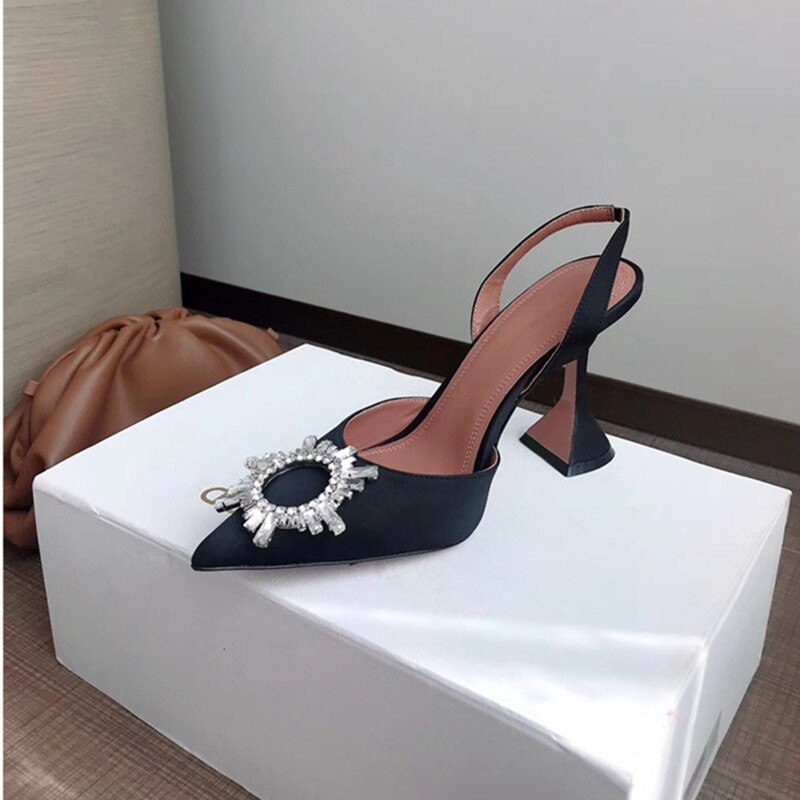 2021 Brand women Pumps luxury Crystal Slingback High heels Summer bride Shoes Comfortable triangle Heeled Party Wedding Shoes