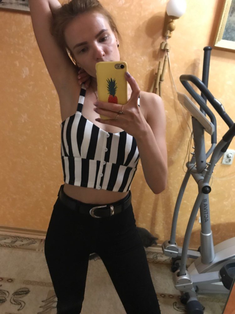 gkfnmt Plus Size 3XL Crop Top Women Camis Halter Top Woman Camisole 2021 Summer Sleeveless Sexy Low Chest Button Back Elastic