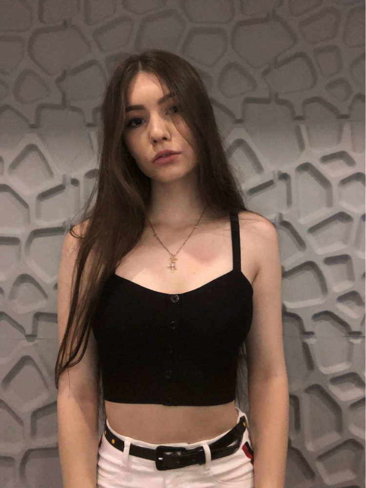 gkfnmt Plus Size 3XL Crop Top Women Camis Halter Top Woman Camisole 2021 Summer Sleeveless Sexy Low Chest Button Back Elastic