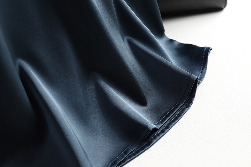 Spaghetti Strap Top Women Halter V Neck Basic White Cami Sleeveless Satin Silk Tank Tops Women'S Summer 2021 Camisole Plus Size