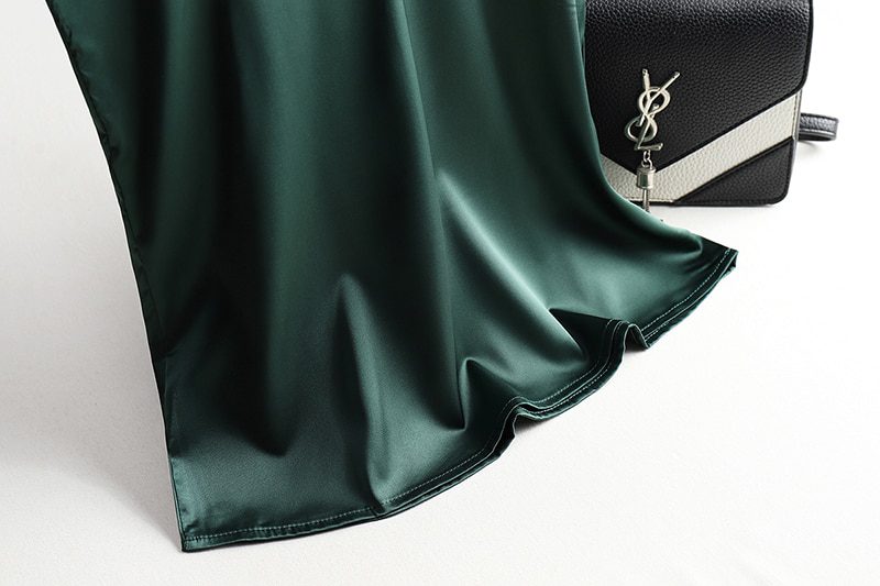 Spaghetti Strap Top Women Halter V Neck Basic White Cami Sleeveless Satin Silk Tank Tops Women'S Summer 2021 Camisole Plus Size