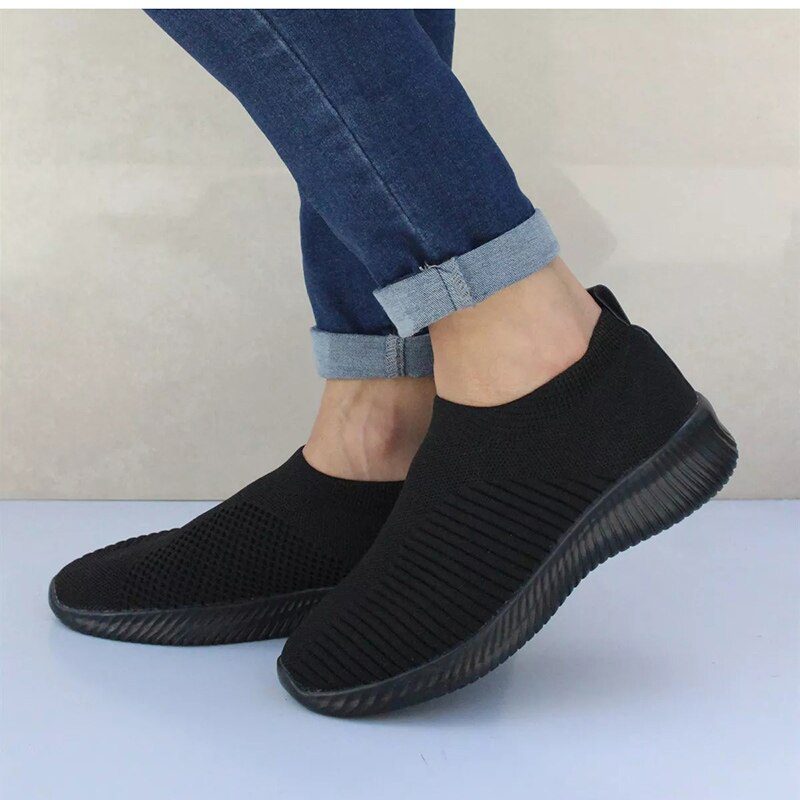 Women Shoes Knitting Sock Sneakers Women Spring Summer Slip On Flat Shoes Women Plus Size Loafers Flats Walking krasovki Famela
