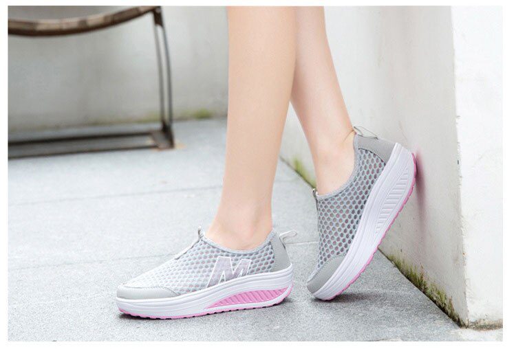 Spring Summer Shoes Woman Breathable Breathable Mesh Flat Platform Women Shoes Slip On Women's Loafers Swing Wedges Ladies Shoe