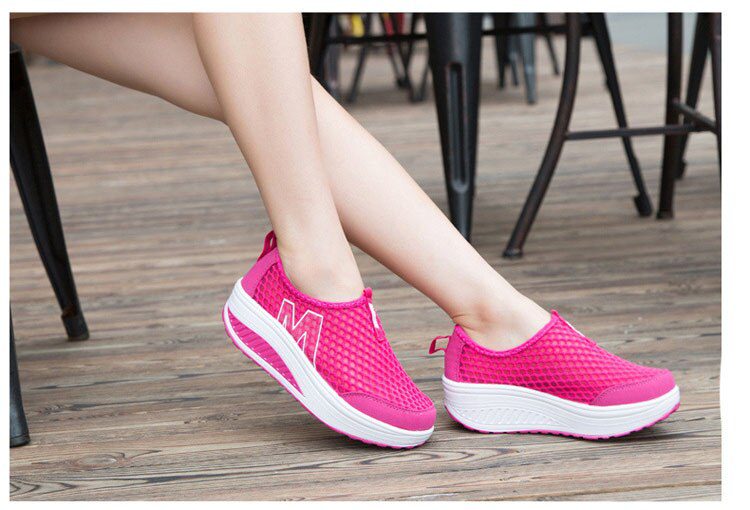 Spring Summer Shoes Woman Breathable Breathable Mesh Flat Platform Women Shoes Slip On Women's Loafers Swing Wedges Ladies Shoe