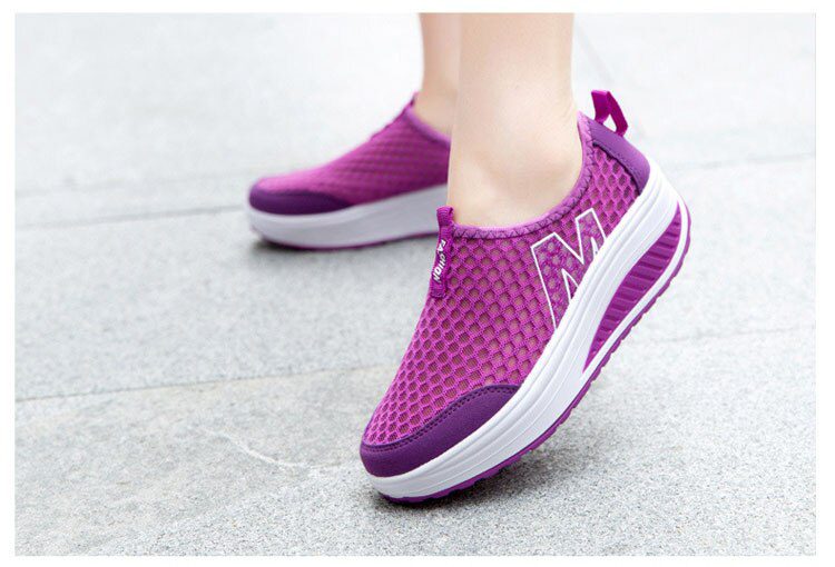 Spring Summer Shoes Woman Breathable Breathable Mesh Flat Platform Women Shoes Slip On Women's Loafers Swing Wedges Ladies Shoe