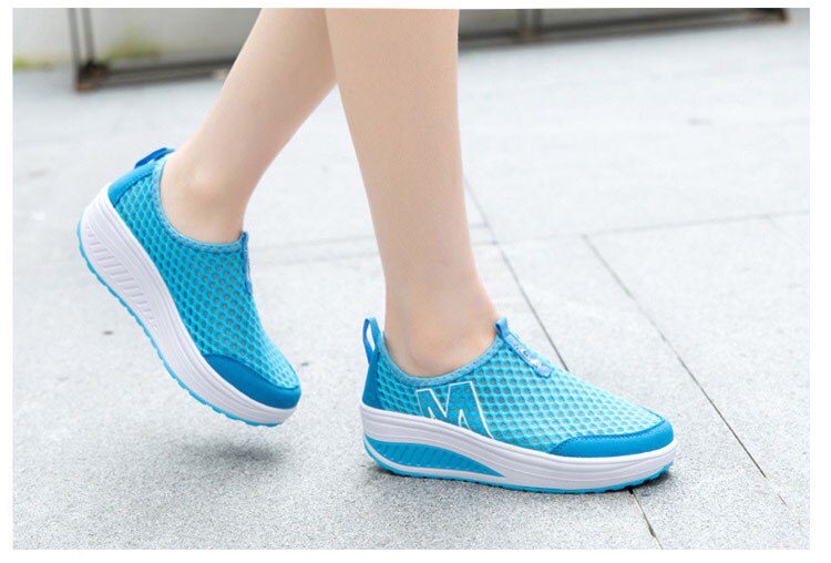 Spring Summer Shoes Woman Breathable Breathable Mesh Flat Platform Women Shoes Slip On Women's Loafers Swing Wedges Ladies Shoe