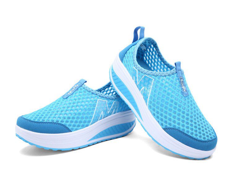 Spring Summer Shoes Woman Breathable Breathable Mesh Flat Platform Women Shoes Slip On Women's Loafers Swing Wedges Ladies Shoe