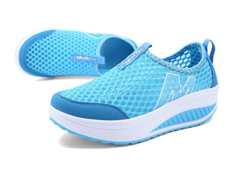 Spring Summer Shoes Woman Breathable Breathable Mesh Flat Platform Women Shoes Slip On Women's Loafers Swing Wedges Ladies Shoe