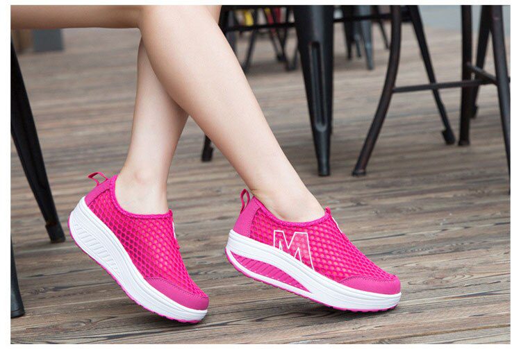 Spring Summer Shoes Woman Breathable Breathable Mesh Flat Platform Women Shoes Slip On Women's Loafers Swing Wedges Ladies Shoe