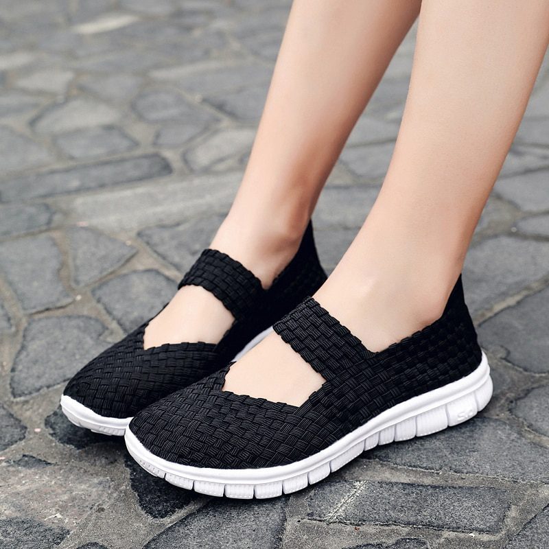 Women Shoes Lady Summer Slip On Flats Sneakers Breathable Lightweight Women Flat Shoes Manual Woven Shallow Women Casual Shoes