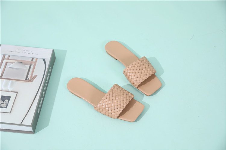 Women Temperament Slippers Braided Design Charm Open-toe Set Foot 2021 Vacation Beach Flat Sandals Casual Flip Flops Women Shoes