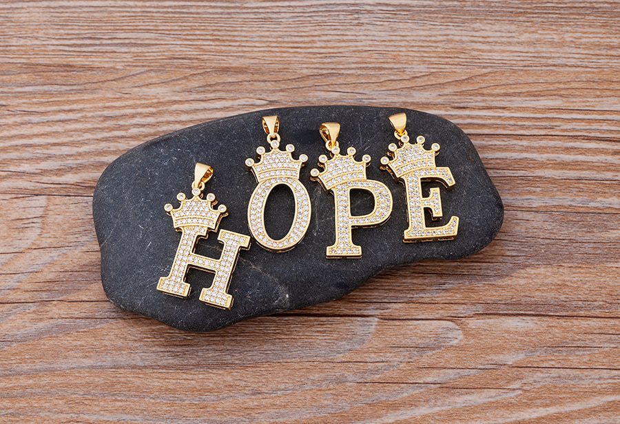 New Luxury Copper Zircon A-Z Crown Alphabet Pendant Chain Necklace Punk Hip-Hop Style Fashion Woman Man Initial Name Jewelry
