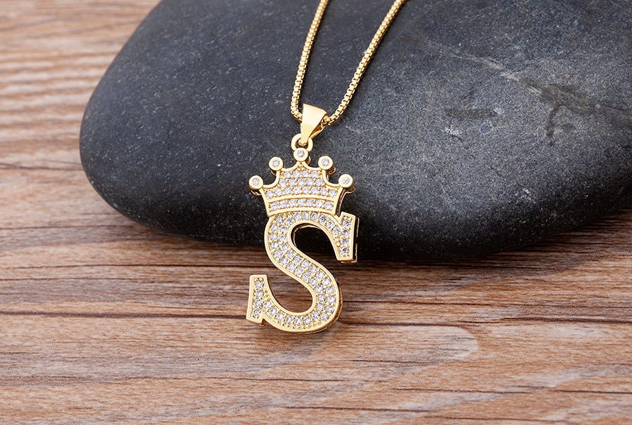 New Luxury Copper Zircon A-Z Crown Alphabet Pendant Chain Necklace Punk Hip-Hop Style Fashion Woman Man Initial Name Jewelry
