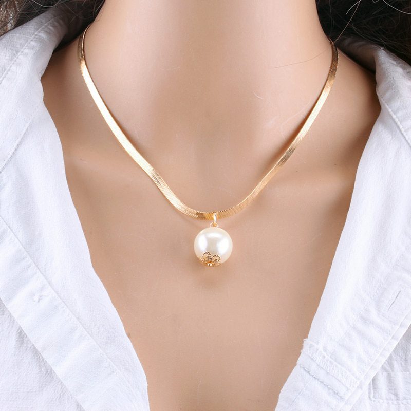 Fashion Chain Pearl Necklace For Women Baroque Pearl Metal Charm Pendants Necklaces Choker Snake Chain Jewelry Gold Silver Color