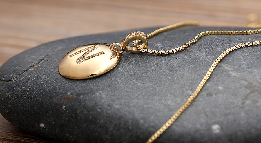 Top Quality Women Girls Initial Letter Necklace Gold 26 Letters Charm Necklaces Pendants Copper CZ Jewelry Personal Necklace