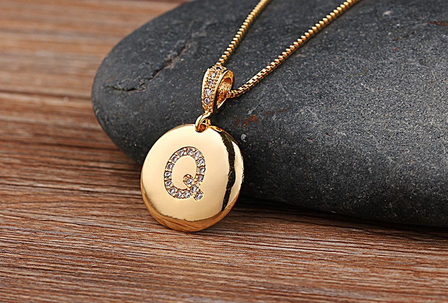 Top Quality Women Girls Initial Letter Necklace Gold 26 Letters Charm Necklaces Pendants Copper CZ Jewelry Personal Necklace