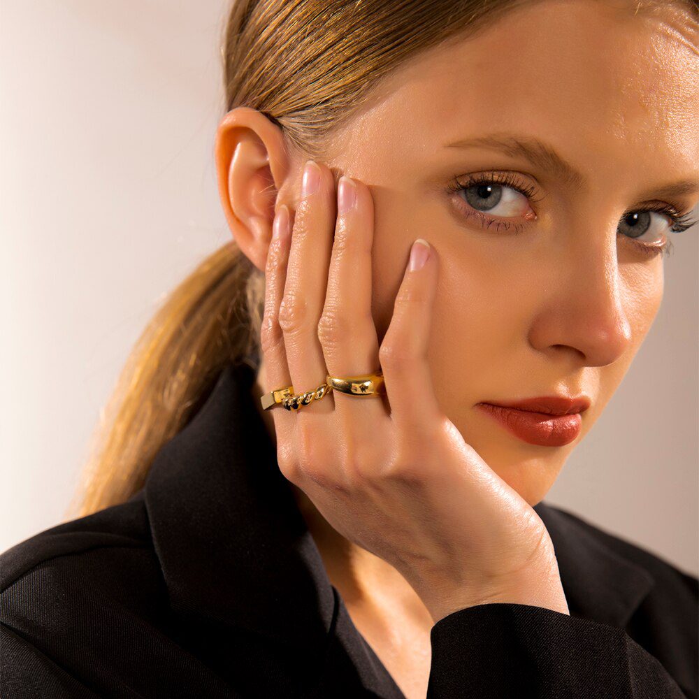 Minimalist Gold Color Chunky Rings Trendy Geometric Round Circle Rings for Women Thick Gold Stack Rings Female Wedding Jewelry Minimalist Gold Color Chunky Rings Trendy Geometric Round Circle Rings for Women Thick Gold Stack Rings Female Wedding Jewelry