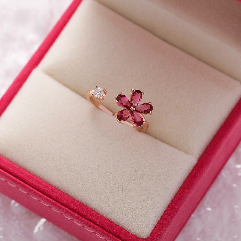 Korea's New Exquisite Crystal Flower Ring Fashion Temperament Sweet Versatile Love Opening Ring Female Jewelry Korea's New Exquisite Crystal Flower Ring Fashion Temperament Sweet Versatile Love Opening Ring Female Jewelry