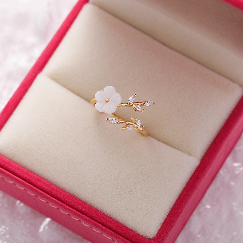 Korea's New Exquisite Crystal Flower Ring Fashion Temperament Sweet Versatile Love Opening Ring Female Jewelry Korea's New Exquisite Crystal Flower Ring Fashion Temperament Sweet Versatile Love Opening Ring Female Jewelry
