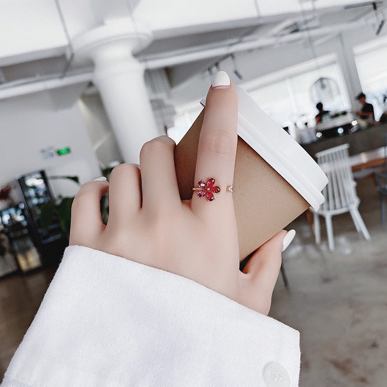 Korea's New Exquisite Crystal Flower Ring Fashion Temperament Sweet Versatile Love Opening Ring Female Jewelry Korea's New Exquisite Crystal Flower Ring Fashion Temperament Sweet Versatile Love Opening Ring Female Jewelry