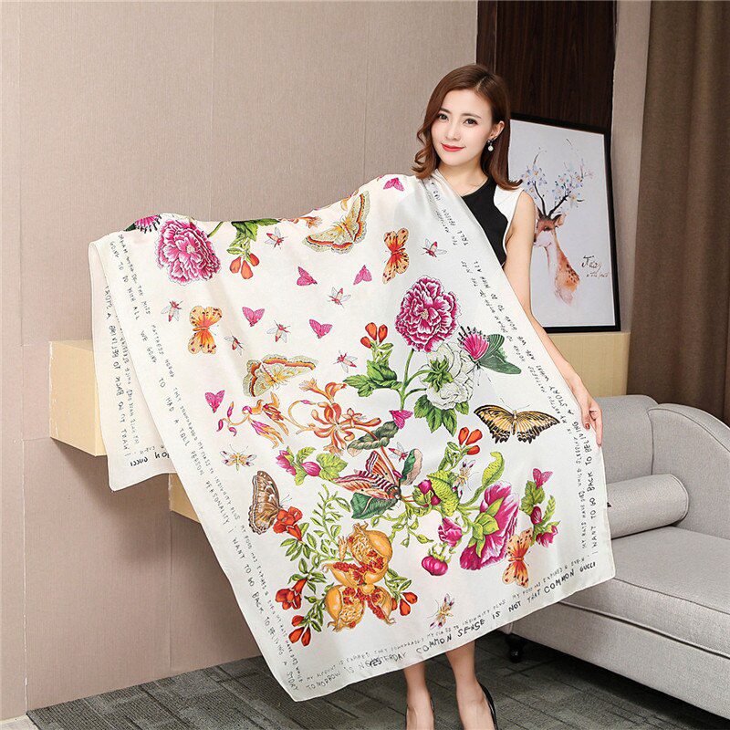 2020 Luxury Brand Women Scarf Autumn Silk Scarves Shawls Lady Wraps Soft Pashimina Foulard Female Echarpe Designer Stole Bandana