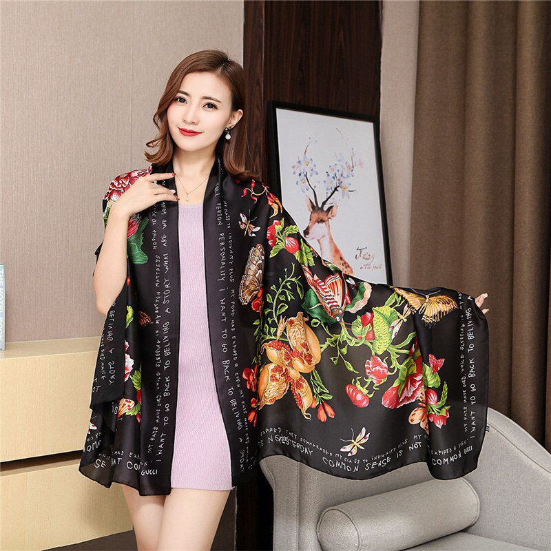 2020 Luxury Brand Women Scarf Autumn Silk Scarves Shawls Lady Wraps Soft Pashimina Foulard Female Echarpe Designer Stole Bandana
