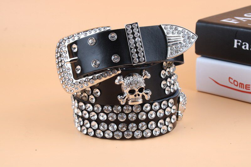 TOTRUST Wide Buckle Belt For Women Woman Vintage Rhinestone Skull Belts Second Layer Cow Skin Top Quality Strap Female For Jeans