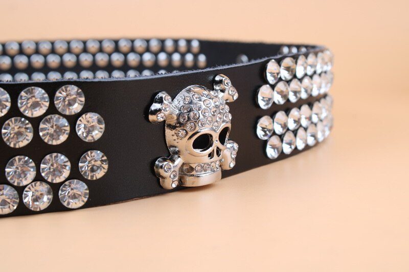 TOTRUST Wide Buckle Belt For Women Woman Vintage Rhinestone Skull Belts Second Layer Cow Skin Top Quality Strap Female For Jeans