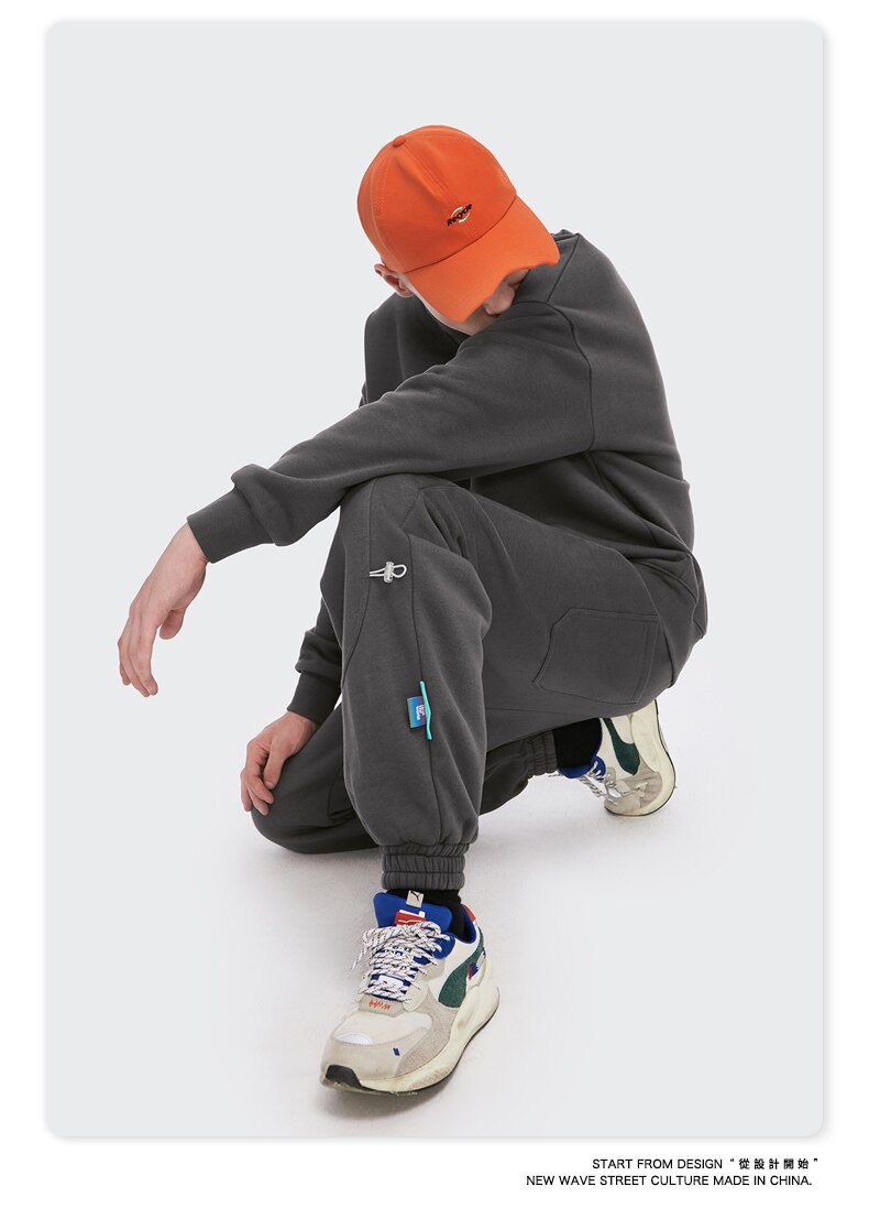 INFLATION Fleece Loose Fit Men Sweatpant In Pure Color 2020 Winter Elastic Waist Sweatpant Streetwear Men Outdoor Pants 3206W