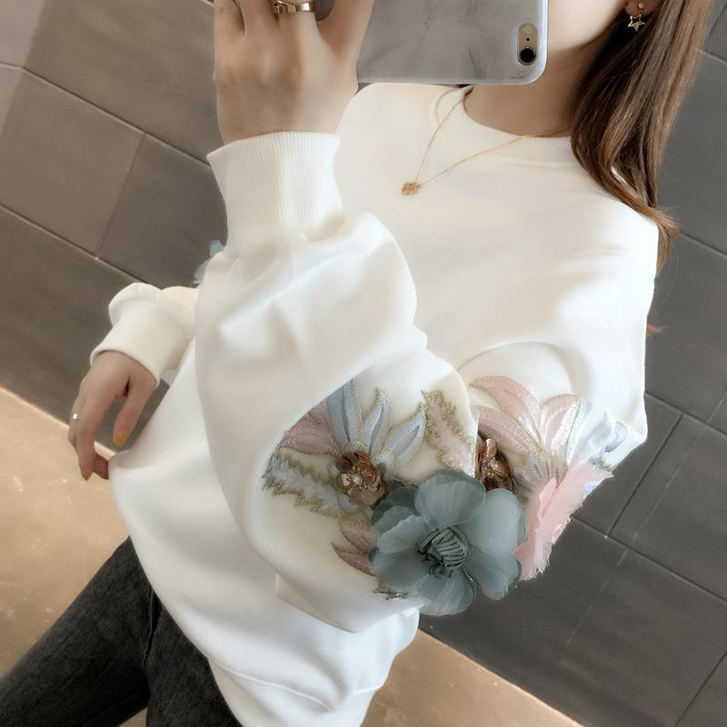 Neploe Thicked Flower Embroidery Hoodies O Neck Long Sleeve Ins Warm Sweatshirt Autumn Spring 2021 New Solid Ladies Top 48207 Neploe Thicked Flower Embroidery Hoodies O Neck Long Sleeve Ins Warm Sweatshirt Autumn Spring 2021 New Solid Ladies Top 48207