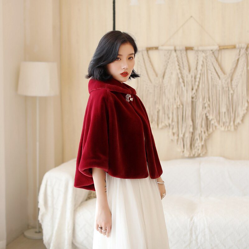 Wine Red Formal Party Evening Jackets Wraps Faux Fur cloaks Wedding Capes Winter Women Bolero Wrap Shawls In Stock 2020 shrug