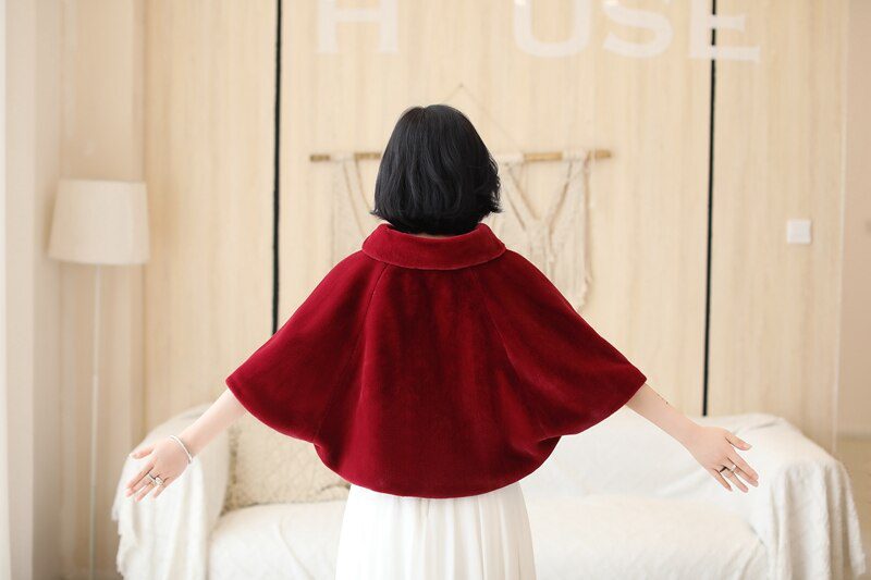 Wine Red Formal Party Evening Jackets Wraps Faux Fur cloaks Wedding Capes Winter Women Bolero Wrap Shawls In Stock 2020 shrug