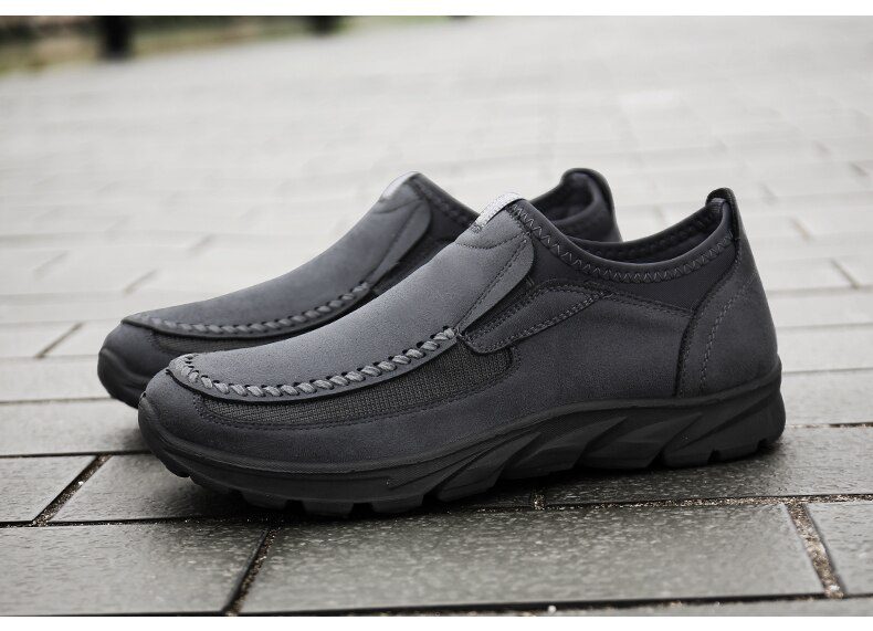 Men Casual Shoes Breathable Loafers Sneakers 2021 New Fashion Comfortable Flat Handmade Retro Leisure Loafers Shoes Men Shoes