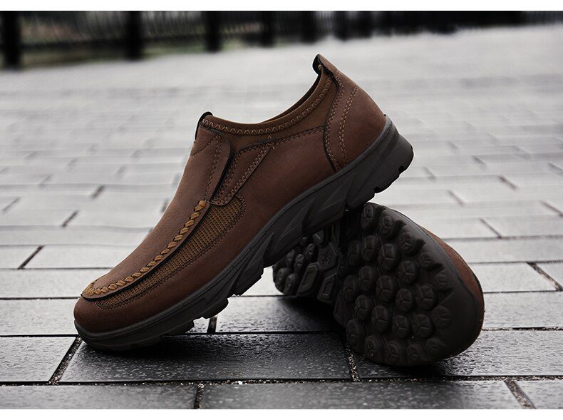 Men Casual Shoes Breathable Loafers Sneakers 2021 New Fashion Comfortable Flat Handmade Retro Leisure Loafers Shoes Men Shoes