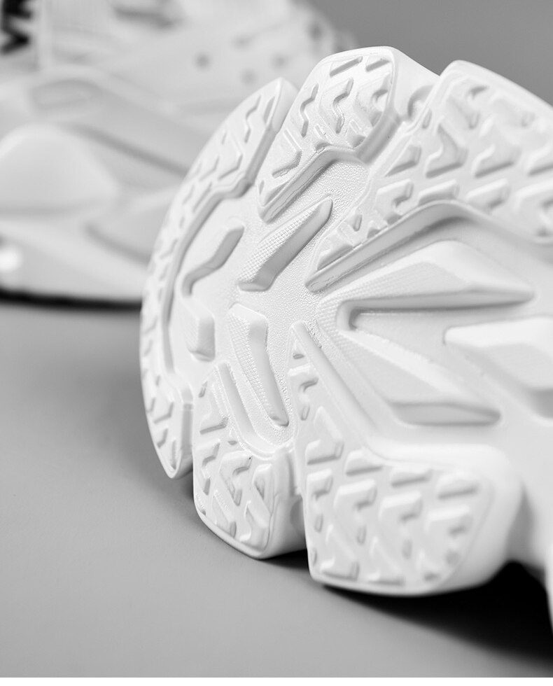 Chunky High-top Men's Sneakers Heighten Fashion Men Casual Shoes Autumn 2020 New Plus Size White Sneakers Damping Tennis Shoes