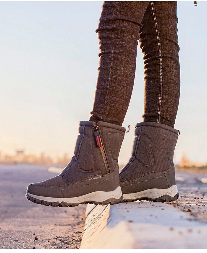 2020 Winter New Thick Couple Snow Boots Plus Velvet Warm Side Zipper Outdoor Casual Short Boots Cold Resistance Men Cotton Shoes