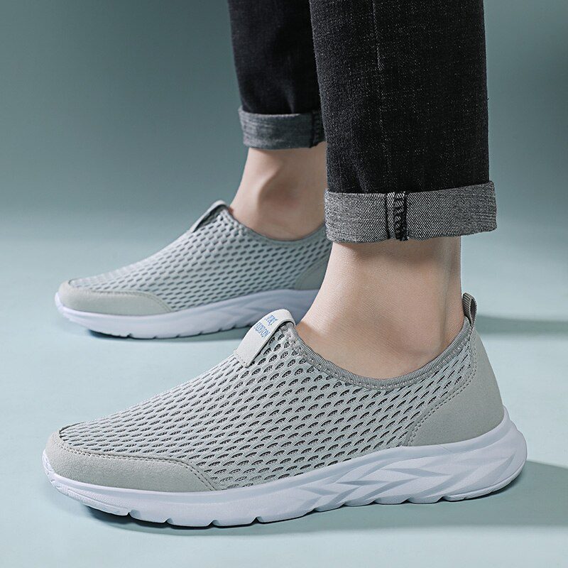 Men Running Shoes 2021 Comfortable Sport Shoes Men Trend Lightweight Walking Shoes Men Sneakers Breathable Zapatillas
