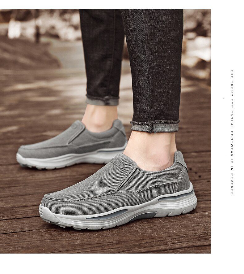 Men's Casual Shoes Canvas Breathable Loafers Men 2021 New Male Comfortable Outdoor Walking Shoes Classic Loafers Men Sneakers