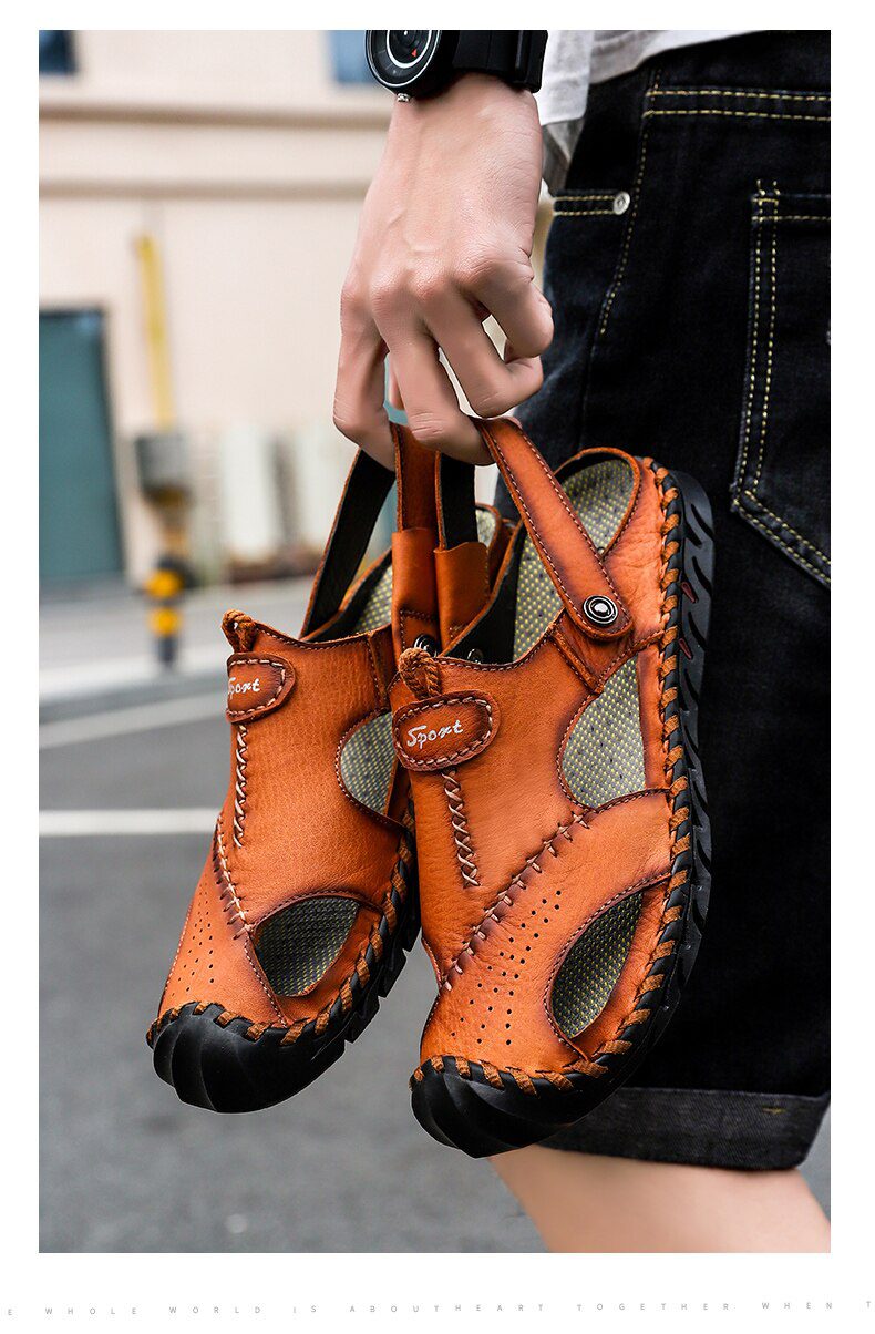 New Casual Men Soft Sandals Comfortable Men Summer Leather Men's slippers Men Roman Summer Outdoor Beach Sandals Big Size 38-48