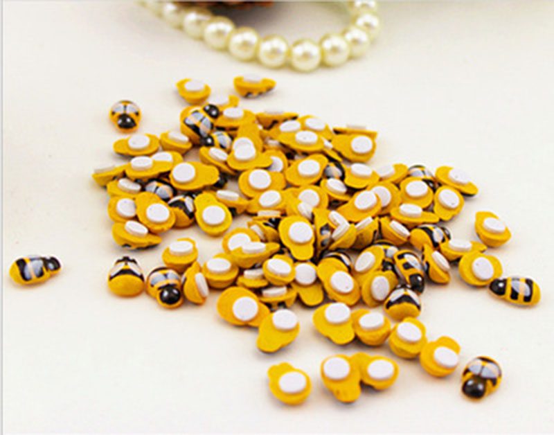 50/100pcs Bee Wooden Mini DIY Scrapbooking Easter Decoration Home Wall Decor Birthday Party Decorations Bee Wooden 50/100pcs Bee Wooden Mini DIY Scrapbooking Easter Decoration Home Wall Decor Birthday Party Decorations Bee Wooden