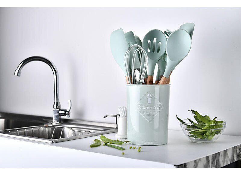 Silicone Kitchenware Cooking Utensils Set Non-stick Cookware Spatula Shovel Egg Beaters Wooden Handle Kitchen Cooking Tool Set Silicone Kitchenware Cooking Utensils Set Non-stick Cookware Spatula Shovel Egg Beaters Wooden Handle Kitchen Cooking Tool Set